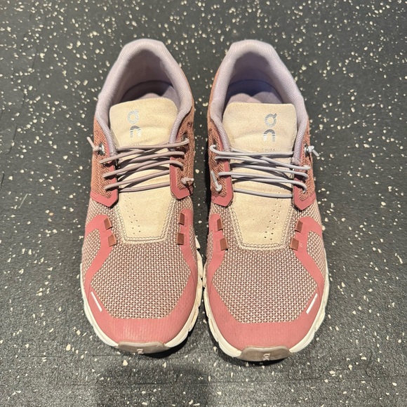 On Running On Cloud 5 Combo Sneakers Red / Brown & White | Size 7.5 - Picture 4 of 9